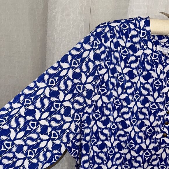 Charter Club 2X Cobalt Royal Blue White Pullover 6 Button Front Long Sleeve Top - Picture 8 of 16